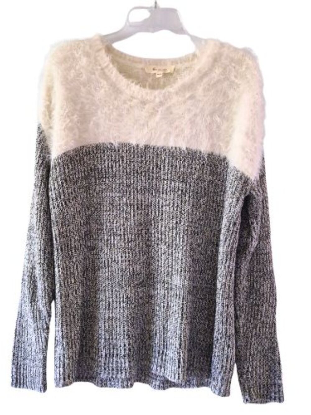 Mid 2000's "Two" Vince Camuto Black/White Mix Colourblock Eyelash Sweater